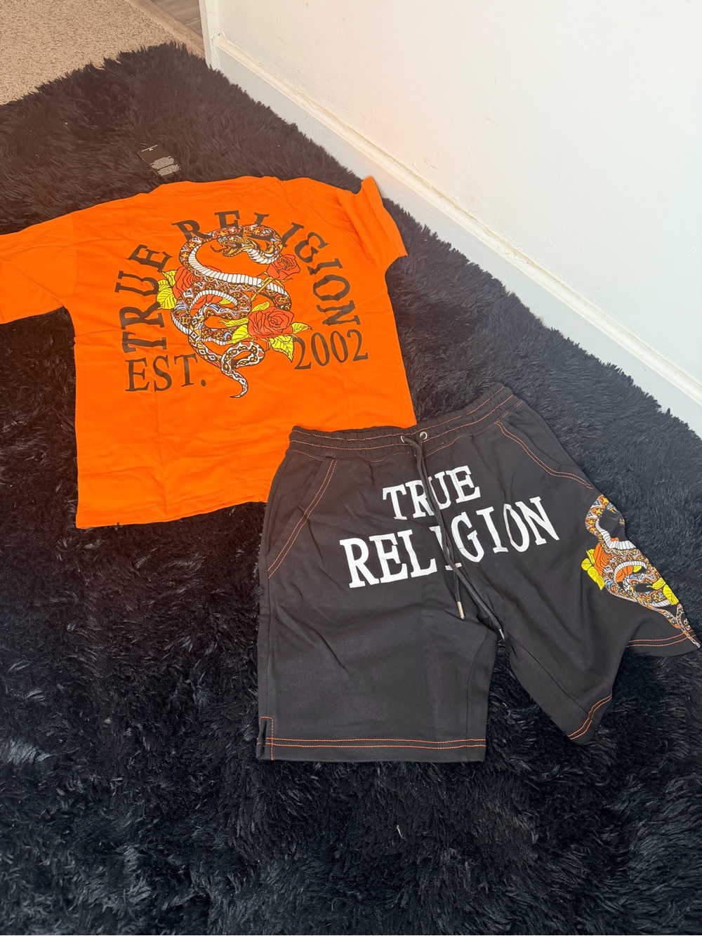 Men's Black Graphic Drawstring Shorts